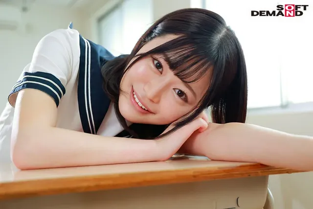 白くて柔らかい健康的な体… 弾ける笑顔のドスケベ美少女 響乃うたAV DEBUT