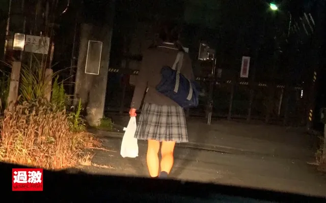 日が沈み暗くなった田舎道… 下校少女連れ去り○禁ガンギマリ肉便器 日焼け美少女