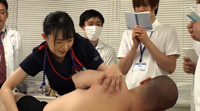 ＃看護基礎実習＃清拭・採… 生徒同士が全裸献体になって実技指導2023～看護基礎実習