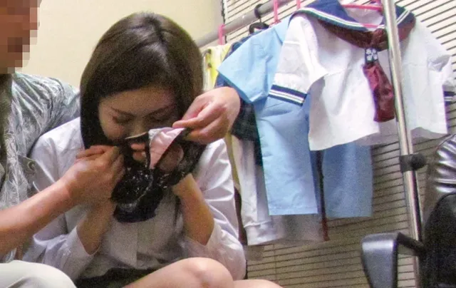 風俗店でない店で、お気に… 超A級美少女と濃密イチャラブPLAY！