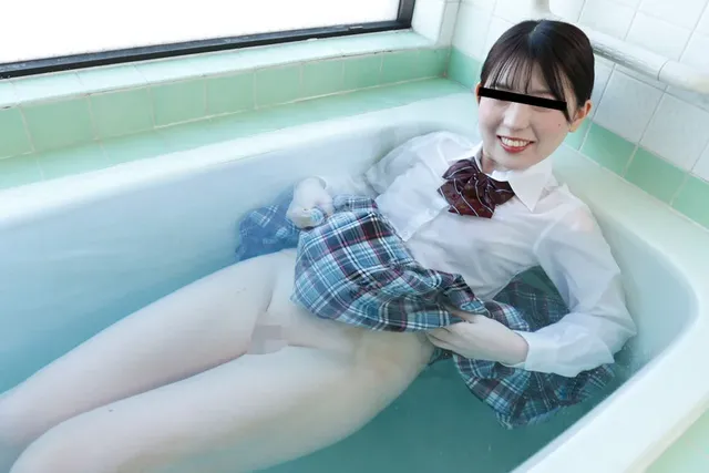 昔みたいに一緒にお風呂に… 問題ないでしょ！？ スケスケヌレヌレ女子○生風呂！