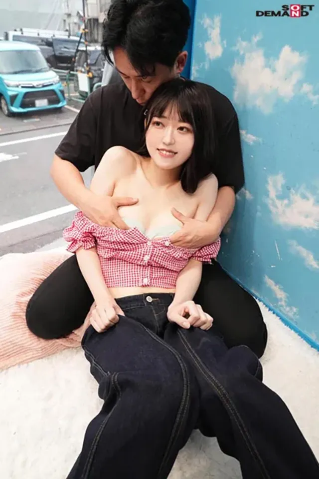 「胸を揉むと大きくなるか… 2023夏【オフショル女子限定】初めてのDEEP乳揉み！