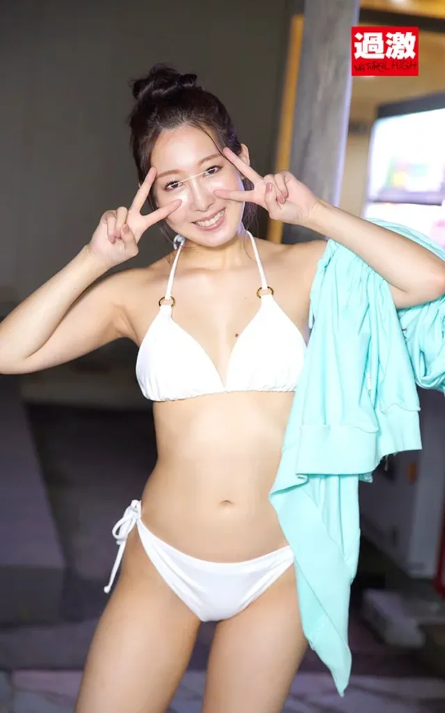 声を出さずに10分間マッ… 【Fカップさきちゃん】潮吹きマジックミラー号