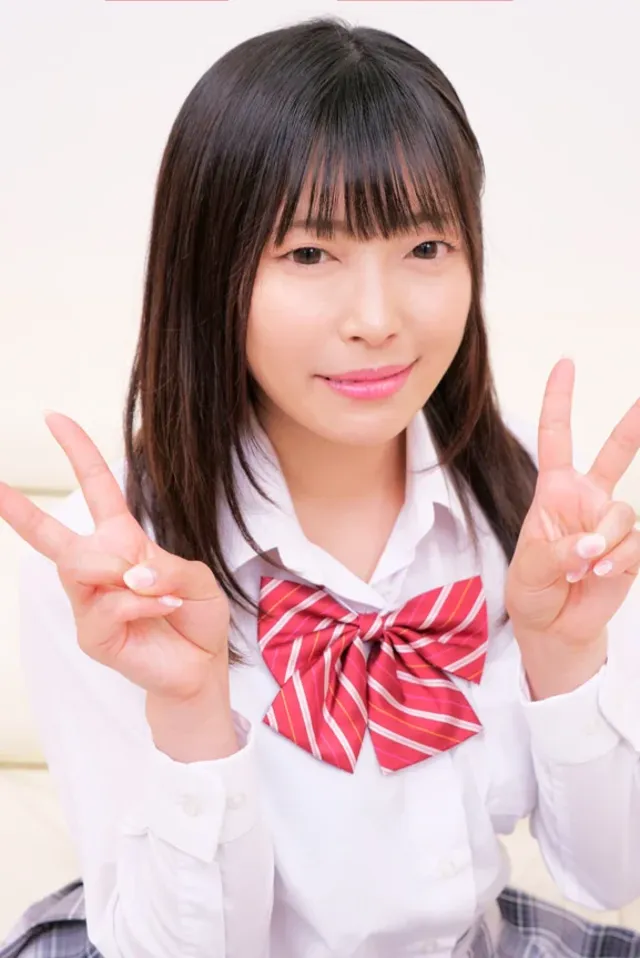 街行く女子○生に男性の悩… 童貞君のオナニーのお手伝いしてくれませんか？すずか