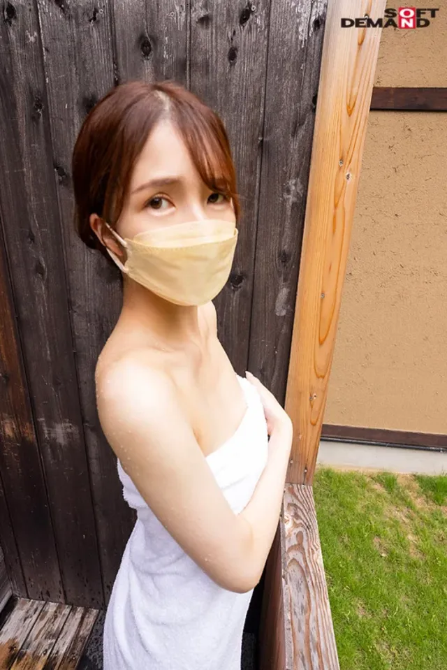 【完全初撮り】温泉紹介系… 温泉紹介Yo○○u○r yuki 撮影後の流出SEX映像