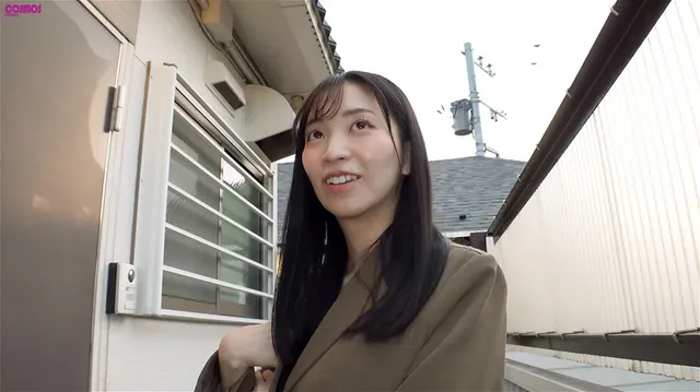 夫婦間のセックスレスから… 素人妻が一般大学生の自宅に一泊 まゆみさん 32歳