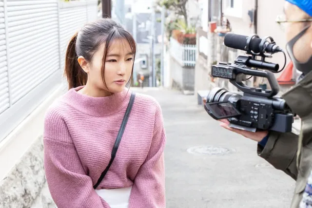 街ゆくウブそうな女子に性… お風呂で密着混浴体験してもらえませんか！？伊南えりか