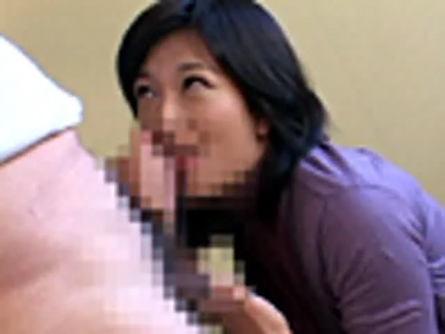 隣に住んでいるおばさんと… 隣のおばさん 青木美里