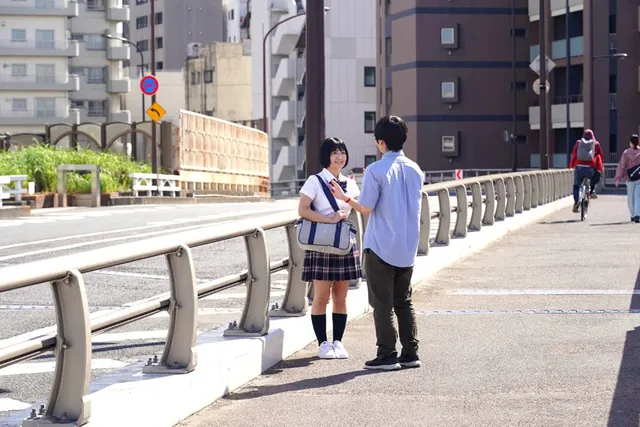 今回は、部活帰りのJ○に… 青春汗舐め！運動部J○に土下座してお願いする
