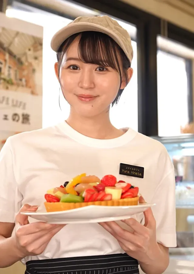 大好評のSHIGEKIカ… 接客中は何をされても常に笑顔のカフェ店員に密着 ゆら