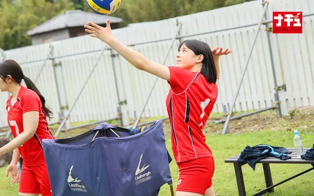 練習中のスポーツ女子に悲… クラブ活動中のリモバイで腰を震わせながら感じまくる