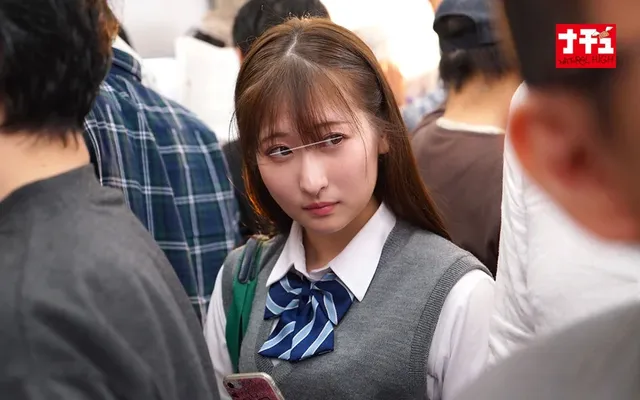 電車でMおじを物色する女… 乳首ちゅぱちゅぱ新線2 清楚へび舌娘