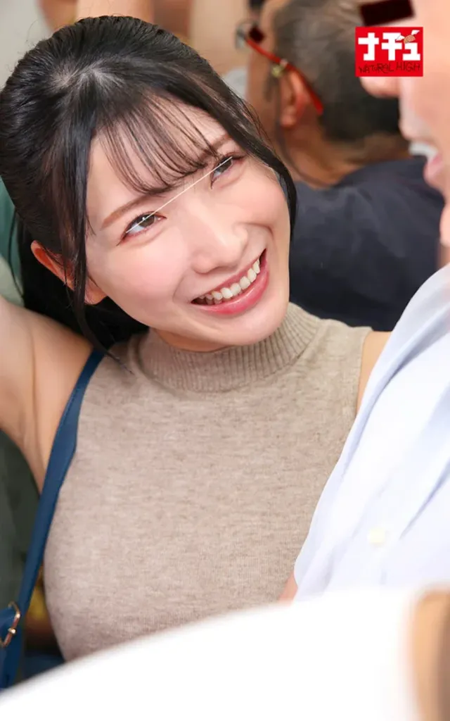 満員電車で気弱なオジサン… 中年オヤジを惑わせる小悪魔べろちゅう娘