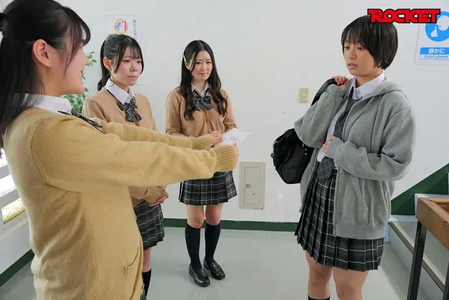 モテモテの彼女♀には巨根… ふたなりボーイッシュ女子校の王子様！？