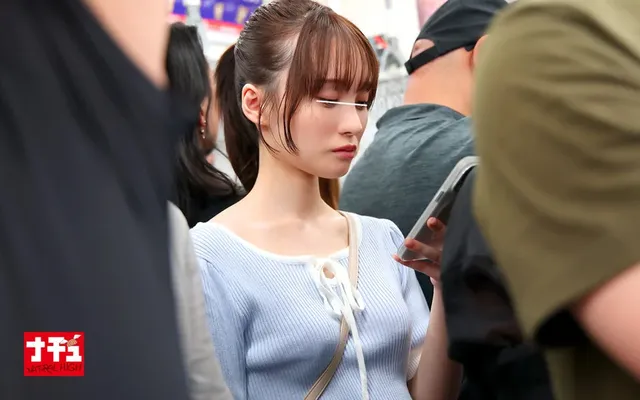 満員電車で出会ったのは大… 対面羞恥でベロキス発情娘5 清純ドスケベJD