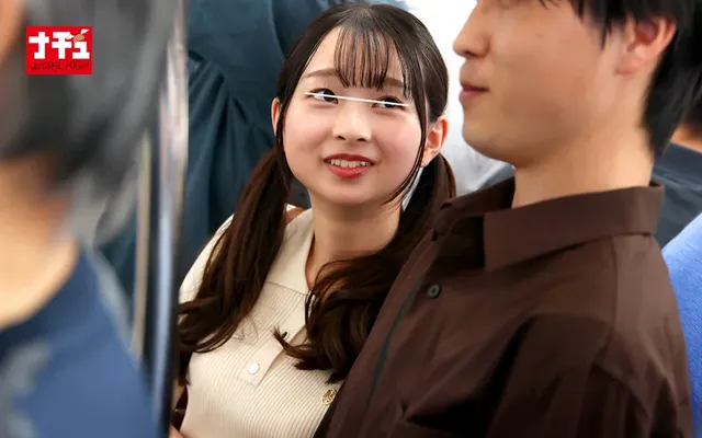 満員電車で出会ったのは彼… 対面羞恥でベロキス発情娘5 流され浮気ミニ娘