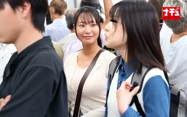 混み合う電車内で遭遇した… 頑なに乳首を隠す巨乳女子2 推定Iカップ素朴女子