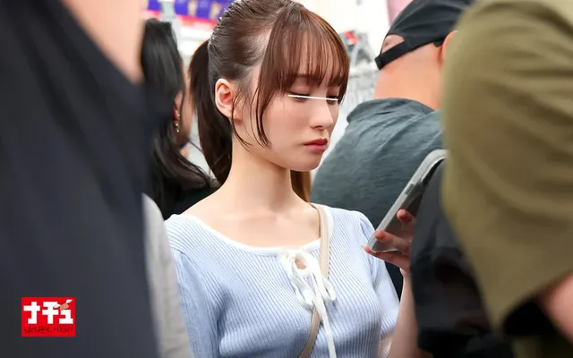 満員電車で遭遇した女を対… 対面羞恥でベロキス発情娘5