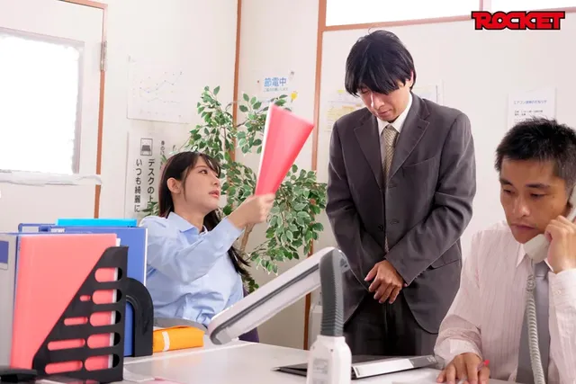 高飛車OLだらけの職場で… ●●セクサロイド化光線銃