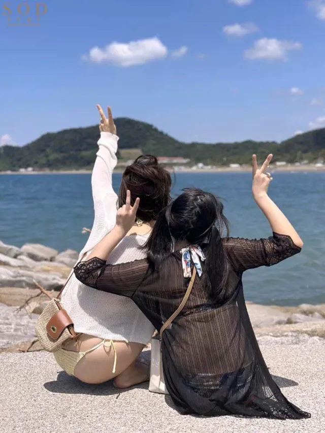 女子大生3人組が海辺の民… 完全監視リゾートバイト民宿 綾瀬天