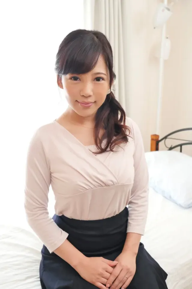 右も左も分からない童貞く… 素人人妻が最高の童貞筆おろし 水川かずは