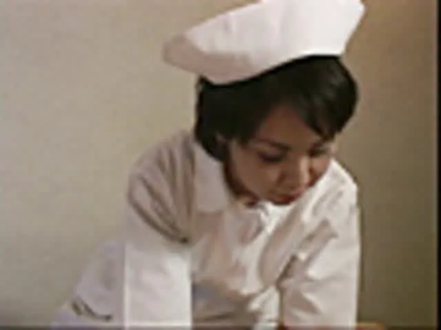 下着を剥ぎ取られ剃毛され… 背徳病棟 真性M女 知香