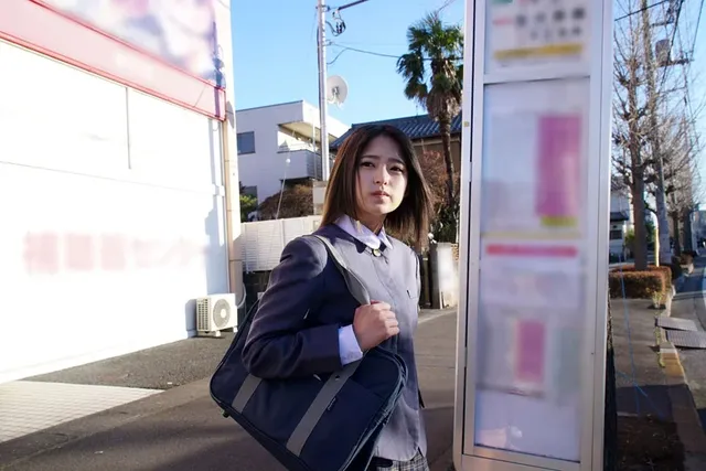 かわいい女の子がおじさん… 説教射精させる痴女●●生 生意気J○みつき