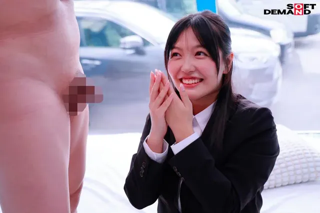 【スーツ姿の女子大生&新… スーツ姿の女子大生&新社会人OLが連続射精チャレンジ!