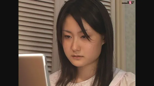 【名作復刻 SOD AI… 【AIリマスター】最初で最後の卒業式露出