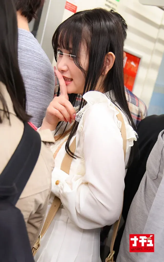 満員電車で陰湿なしつこい… 粘着イカセ電車