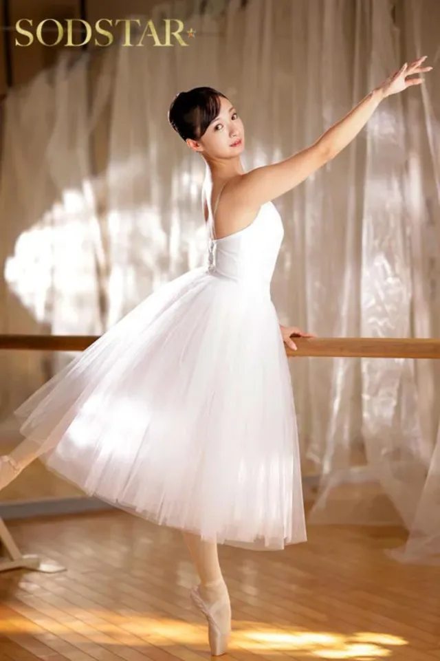 将来を期待される若手バレ… 新人バレリーナ性支配NTR 渚恋生