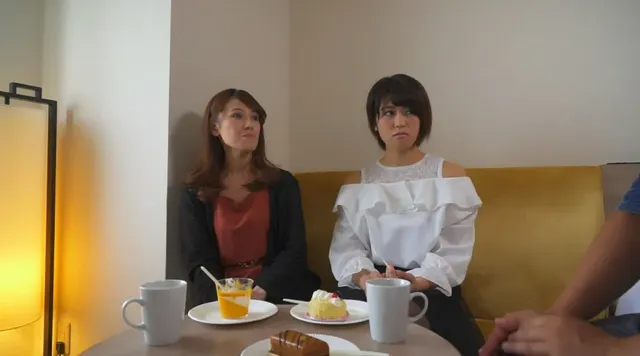 見た目、友達のような2人… 街角シロウト母娘ちゃんねる 母娘とエッチな性活 4時間