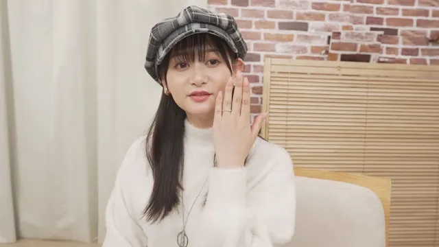 「壁尻」状態の美人人妻で… 壁尻スタイルDE利きバイブチャレンジ！～いおり編～