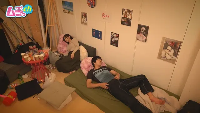 大学のサークル部室で宴会… ニンゲン観察 サークルの部室でふたりきり