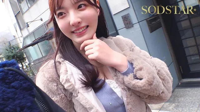 引っ越しの手伝いをするた… 彩月七緒の休日 引っ越し直前の自宅でハメ撮り