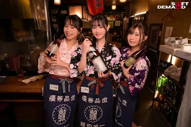 ここは駅前商店街。今日も… 即尺ヌキ有りセンペロ酒場に密着！ 大行列編