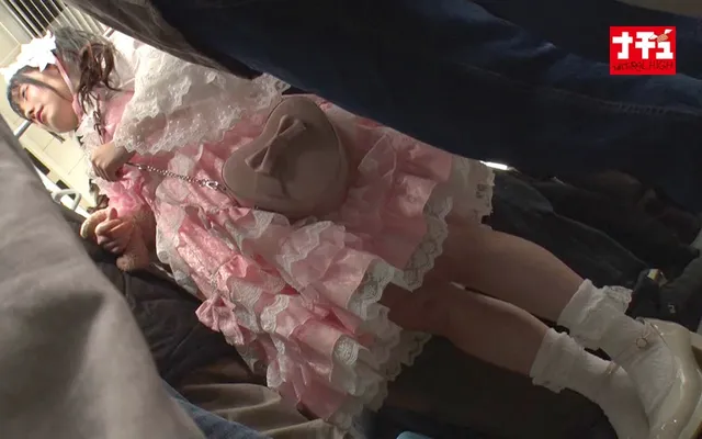 満員電車で見つけたのは推… 敏感（恥）巨乳羞恥2025 推定Gカップ／ゆめかわ女子