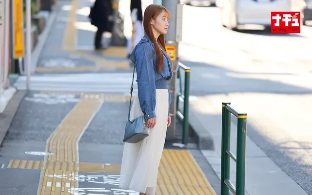 街で見つけたのは色が白い… 奥突きバウンドピストンでイキ壊れた女4 色白巨乳オンナ