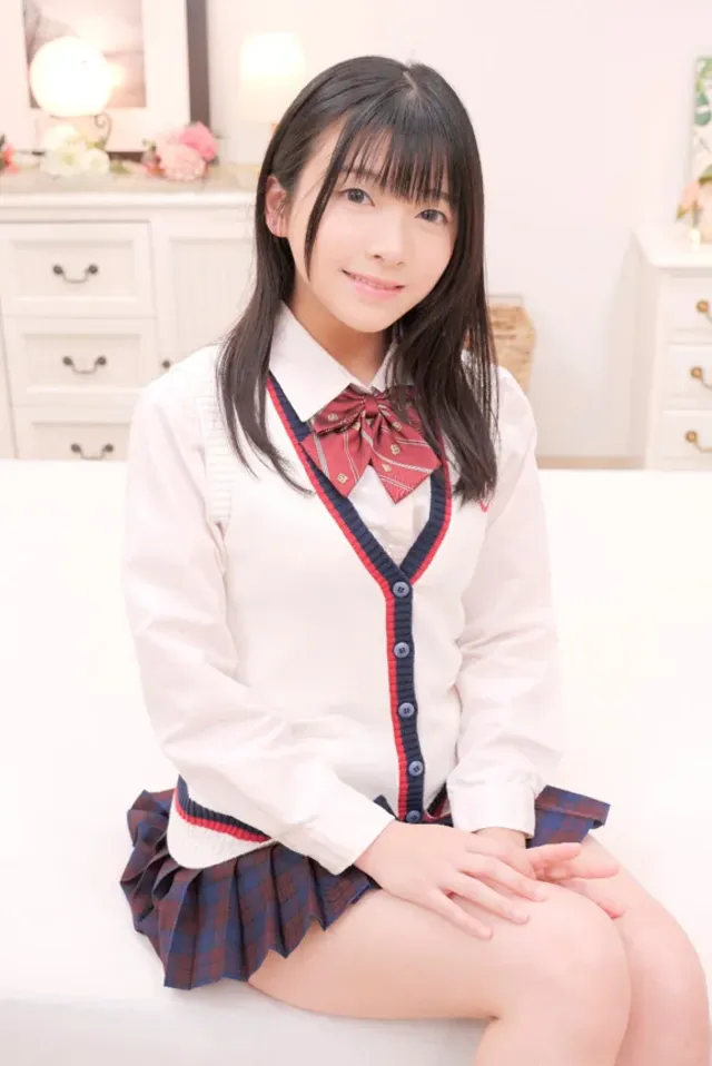 街で見かけた女○○生に、… 黒ストッキングまんぐりイキ我慢チャレンジ！海野いくら