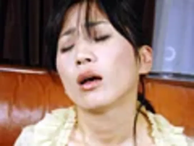 おとなしくおっぱいに吸い… お母さんの妄想2