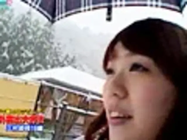 露出好き女が混浴温泉で素… 野外露出を楽しむ女たち