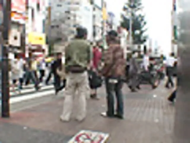 金のためならヤラれている… ナンパした極上素人お姉さんでカラダは車中！！