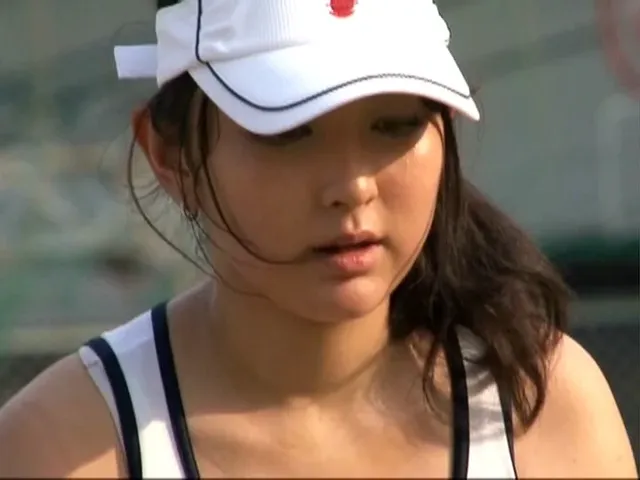 引き締まった身体が美しい… アスリートの尻に勃起チ○ポを擦りつけたらヤられた1