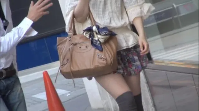 街行く可愛らしい一般の女… ウブちらGET パンチラ見せてとリアル軟派！8時間2