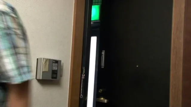 初めは俺を拒否していた兄… 家族にバレない様に兄嫁に手を出したら失禁始めた…