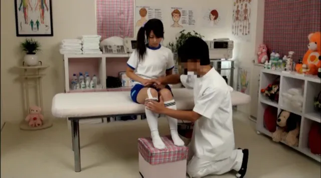 部活帰りの少女たちを狙う… 部活美少女専門マッサージ治療院