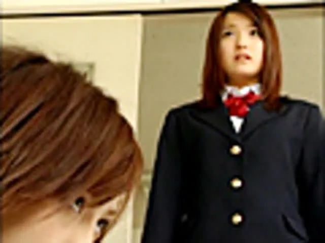 ある日、日本中を震撼させ… 狼少女