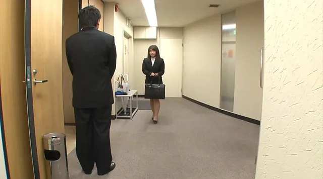 就活学生をダマして、内定… ウブな就活学生 仕掛け人だらけのドッキリ面接2