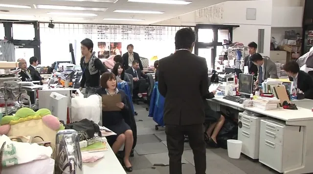 「日頃、職場で自由にセク… SOD女子社員業務中セクハラ無料開放デー！
