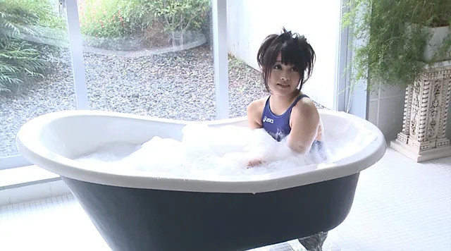 ポップな作品タイトルとは… 全国女子大生図鑑☆鹿児島 のぞみちゃん 18才